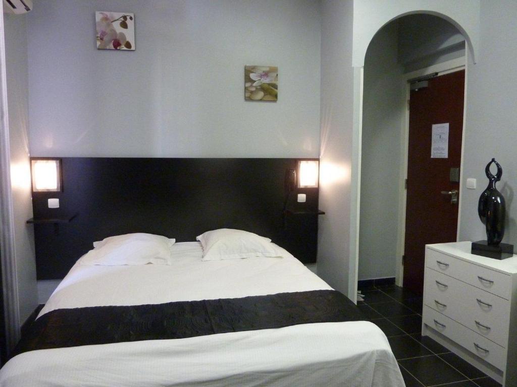 Hotel Villa Boeri Beausoleil Oda fotoğraf